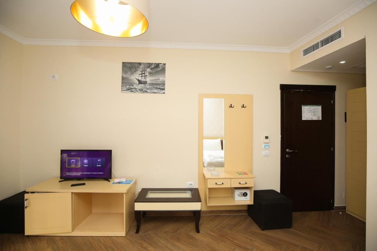 Hotel Summer Stars Wlora Zewnętrze zdjęcie